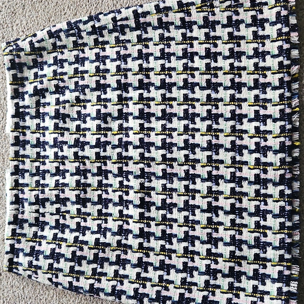 Chic Black and White Tweed Skirt